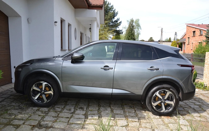 Nissan Qashqai cena 105000 przebieg: 28588, rok produkcji 2022 z Kalisz małe 106